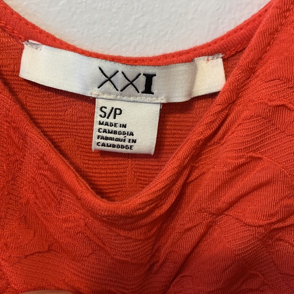 Beautiful coral pink Forever 21 dress-WORN ONCE - Picture 4 of 4